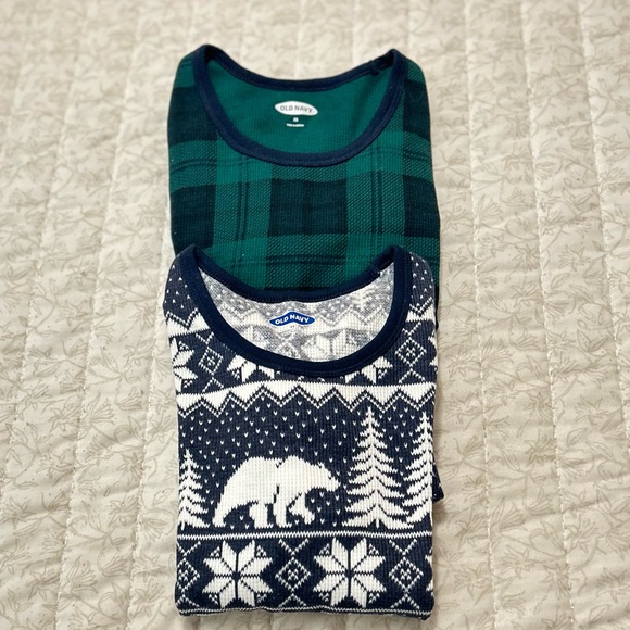 2 Long Sleeve Scoop Neck Fall/Winter Tops XS - Picture 1 of 5